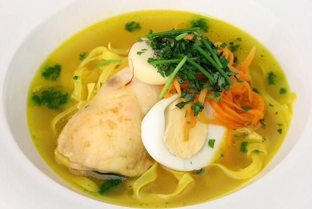 Фото Гороховый с копчёностями, щи и куриная лапша: какие супы предпочитают новосибирцы 4
